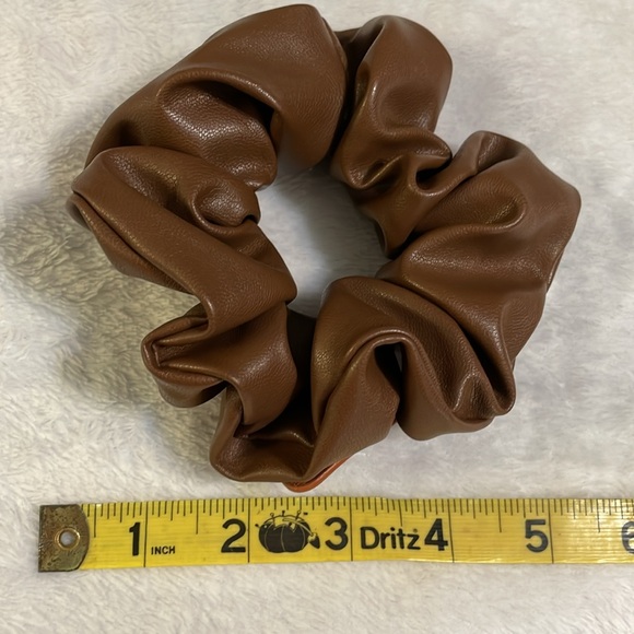Prada Scrunchie - Picture 5 of 9